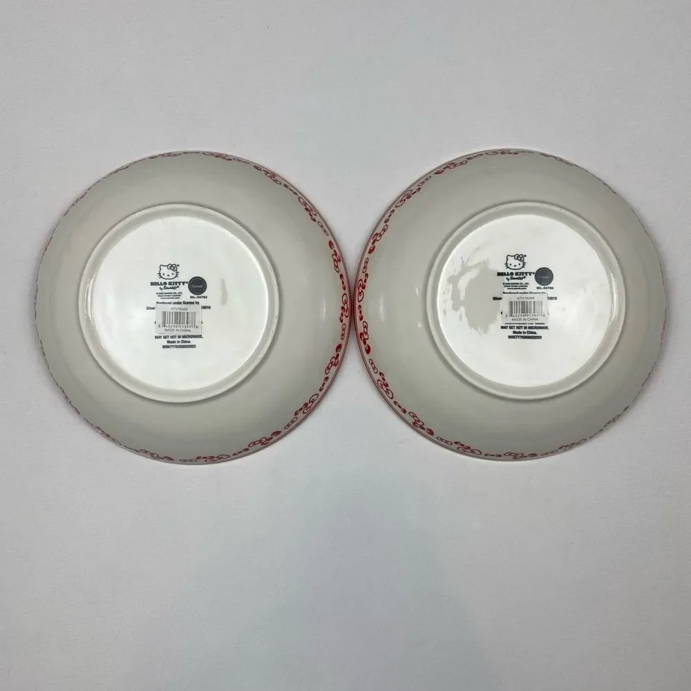 NWT‎ Hello Kitty 9 inch Ceramic Bowl Set